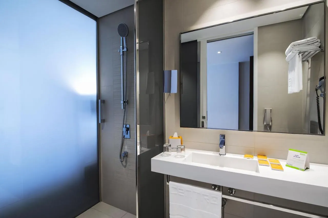 Hotel Centro Salama Jeddah By Rotana